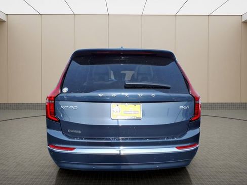 New 2026 Volvo XC90 B6 Plus AWD/4WD image 8