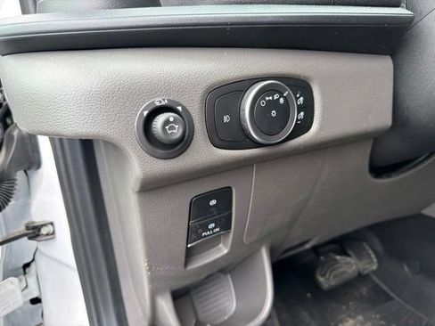 Used 2025 Ford Transit 350 XLT RWD image 21