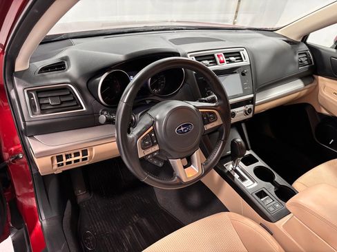 Used 2017 Subaru Outback 2.5i Premium w/ Popular Package #2 image 9