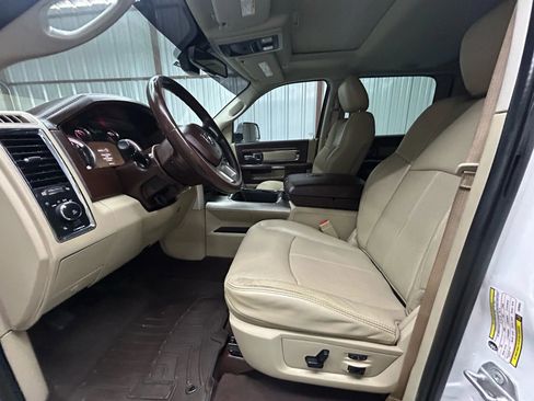 Used 2018 RAM 2500 Laramie w/ Off Road Package image 8