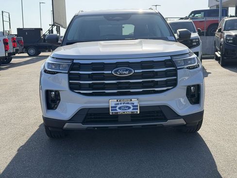 New 2026 Ford Explorer Active w/ Active Comfort Package RWD image 2