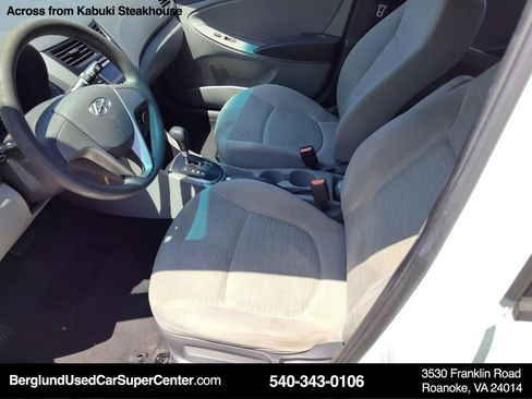 Used 2016 Hyundai Accent SE FWD image 12