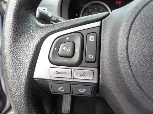 Used 2017 Subaru Forester 2.5i w/ Popular Package #2A AWD/4WD image 6
