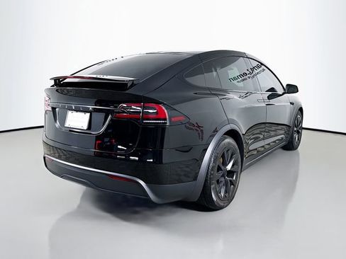 Used 2023 Tesla Model X image 7
