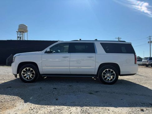 Used 2016 GMC Yukon XL Denali w/ Open Road Package AWD/4WD image 4
