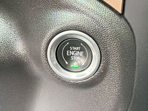 Used 2022 Chevrolet Silverado 1500 High Country w/ Z71 Off-Road Package AWD/4WD image 24