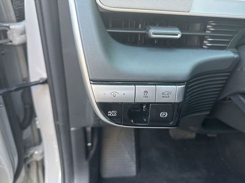 Used 2024 Hyundai Ioniq 5 SEL AWD/4WD image 14