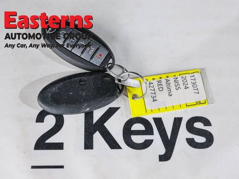 Used 2024 Nissan Altima 2.5 SV w/ SV Premium Package AWD/4WD image 25