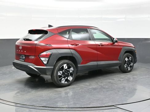 Used 2025 Hyundai Kona SEL AWD/4WD image 7