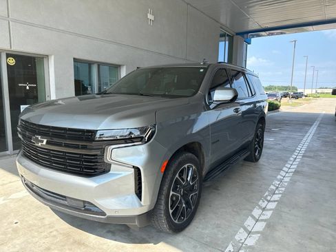 Used 2023 Chevrolet Tahoe RST RWD image 1