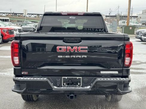 New 2026 GMC Sierra 1500 Elevation image 4