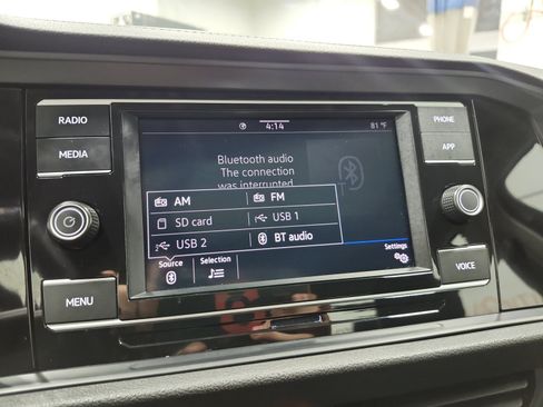 Used 2023 Volkswagen Jetta SE FWD image 19