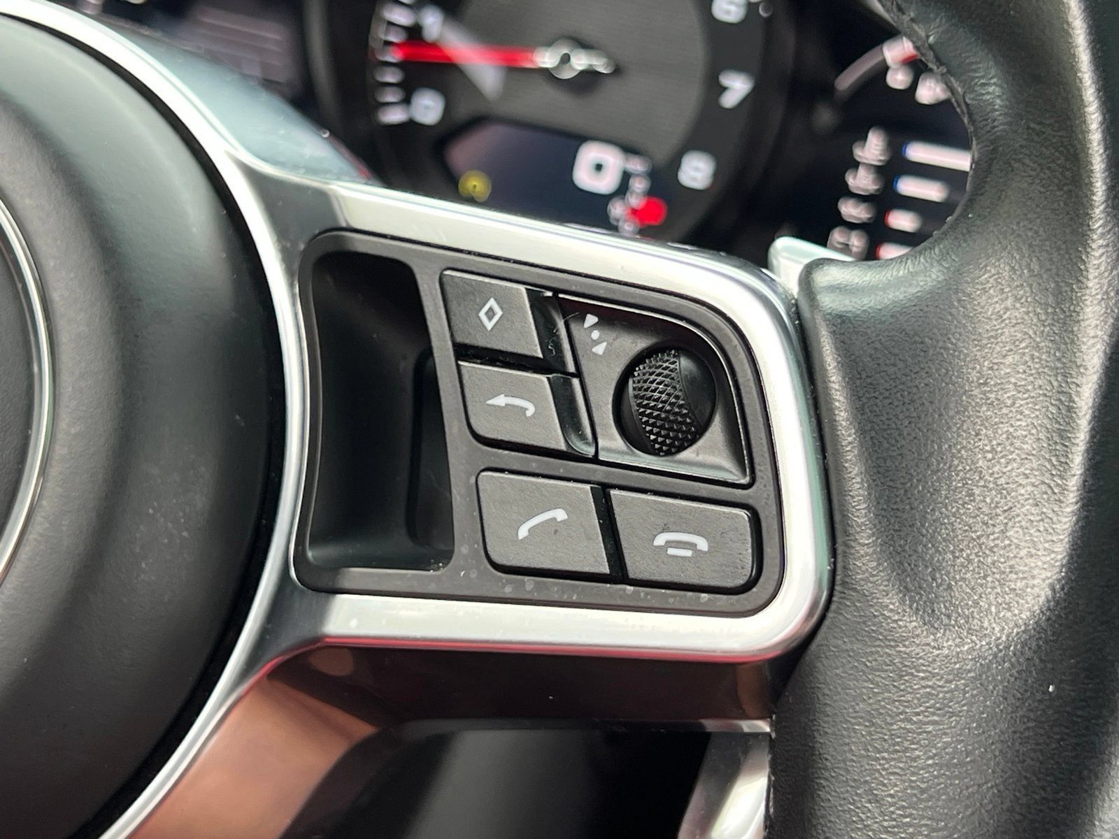 Used 2019 Porsche Cayenne S AWD/4WD image 24