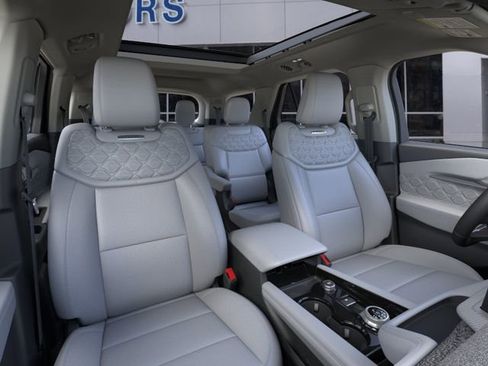 New 2026 Ford Explorer Platinum image 10