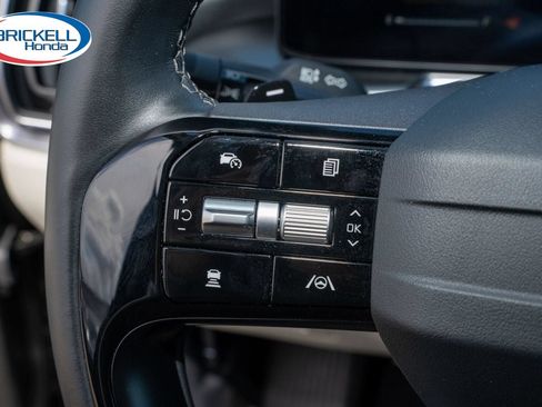 Used 2026 Kia Sorento EX w/ EX Premium Package FWD image 34