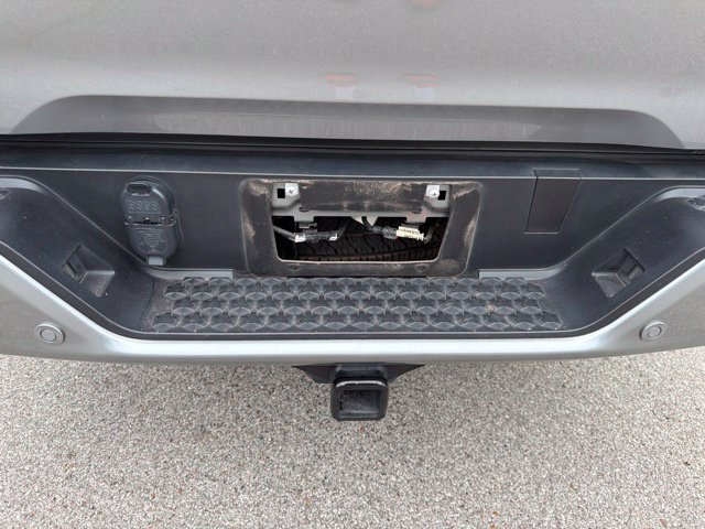 Used 2024 Chevrolet Colorado LT w/ LT Convenience Package II RWD image 20