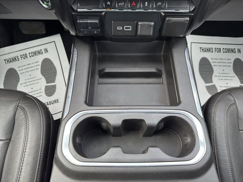 Used 2020 Chevrolet Silverado 1500 LTZ image 12