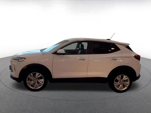 Used 2026 Buick Encore GX Preferred AWD/4WD image 10