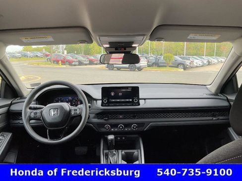 Certified 2025 Honda Accord LX image 42