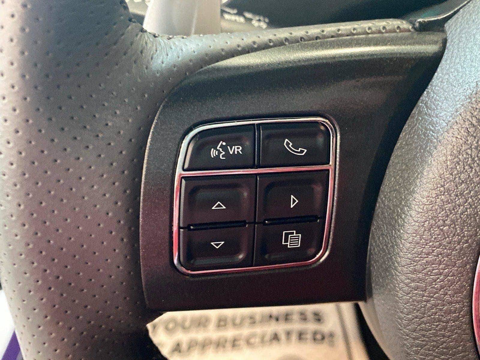 Used 2014 Dodge Challenger R/T RWD image 17