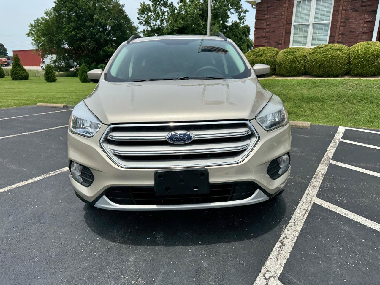 Used 2018 Ford Escape SE w/ SE Sync 3 Package AWD/4WD image 12