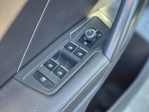 Used 2024 Volkswagen Tiguan Wolfsburg Edition image 25