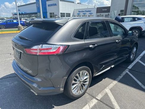 Used 2020 Ford Edge Titanium w/ Equipment Group 301A AWD/4WD image 4
