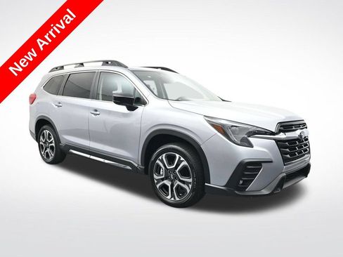 Used 2025 Subaru Ascent Limited w/ Popular Package #2 AWD/4WD image 1