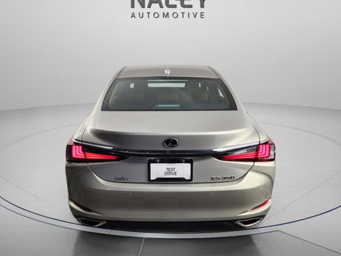 New 2025 Lexus ES 350 w/ Premium Package image 4