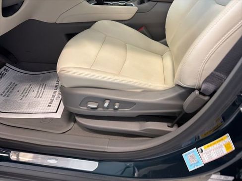 Used 2024 Cadillac XT6 Premium Luxury w/ LPO, Floor Liner Package AWD/4WD image 14