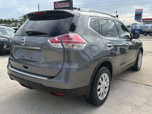 Used 2016 Nissan Rogue S w/ Appearance Package FWD image 5
