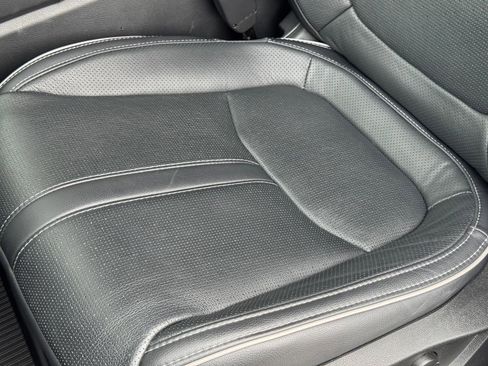 Used 2023 Honda Pilot Elite image 29