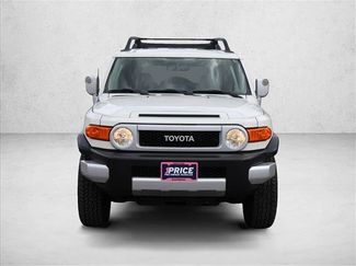 Used 2010 Toyota FJ Cruiser 4WD video 2