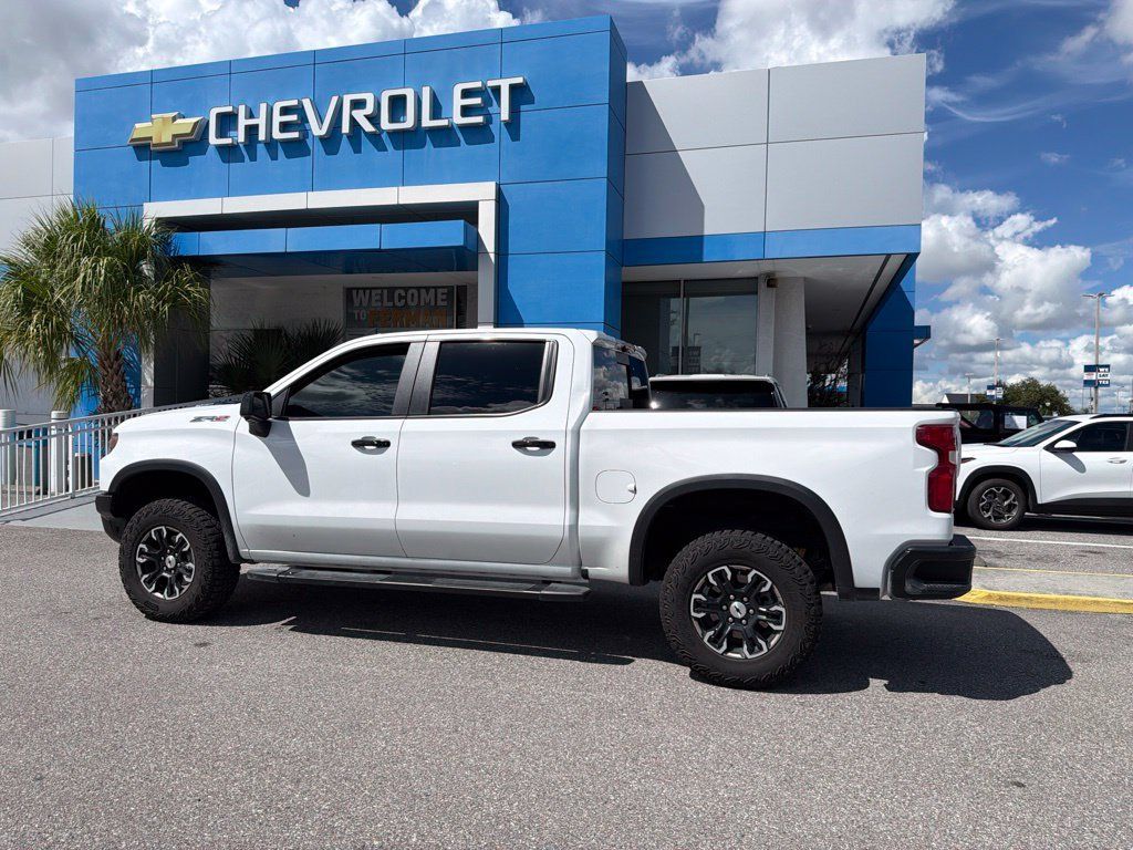 Used 2026 Chevrolet Silverado 1500 ZR2 AWD/4WD image 5