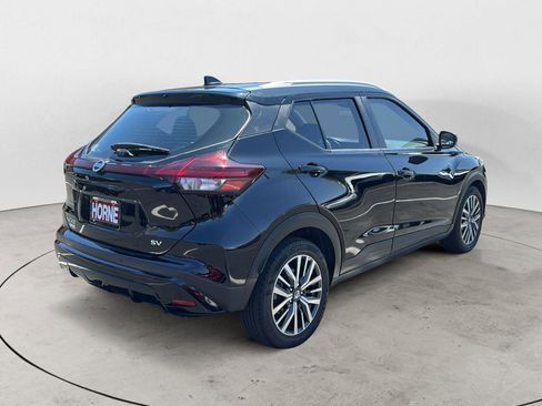 Used 2021 Nissan Kicks SV FWD image 5
