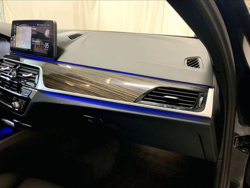 Certified 2023 BMW 540i xDrive w/ M Sport Package image 19