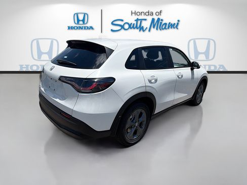New 2027 Honda HR-V LX image 7