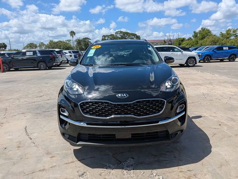 Used 2020 Kia Sportage EX w/ Option Group 15 FWD image 3