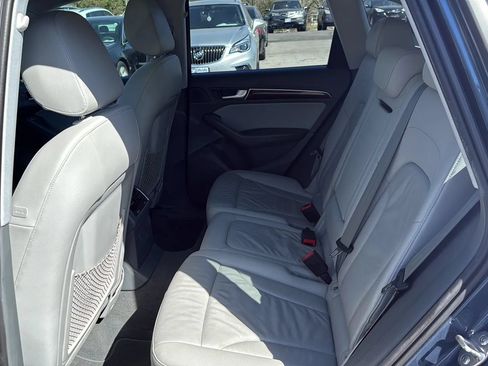 Used 2016 Audi Q5 2.0T Premium AWD/4WD image 10