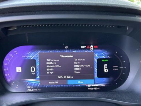 Used 2023 Volvo C40 P8 Recharge Ultimate w/ Protection Package Premier AWD/4WD image 4