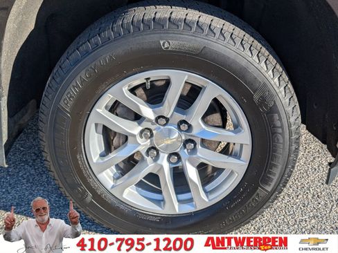 Used 2019 Chevrolet Silverado 1500 LT w/ All-Star Edition image 11