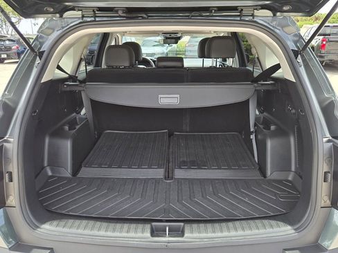 Used 2023 Kia Sorento S w/ Panoramic Sunroof Package AWD/4WD image 15