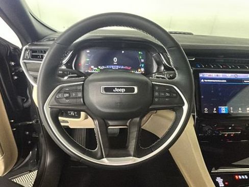 Used 2024 Jeep Grand Cherokee Limited 4xe AWD/4WD image 14