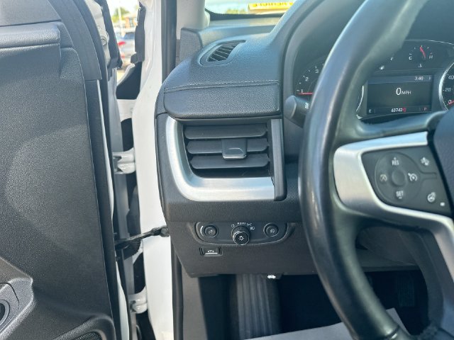 Used 2024 GMC Terrain SLT AWD/4WD image 20