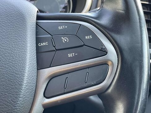 Used 2021 Jeep Cherokee Latitude Lux w/ Sun & Sound Group FWD image 26