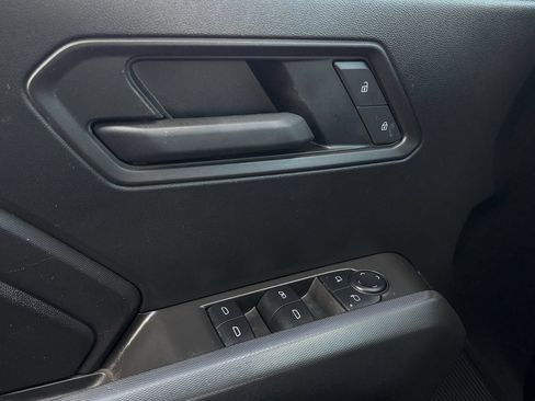 Used 2025 Chevrolet Colorado Trail Boss AWD/4WD image 25