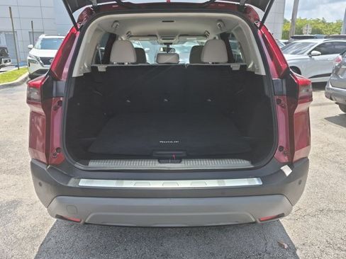 Certified 2021 Nissan Rogue SV FWD image 6