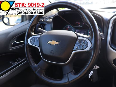 Used 2022 Chevrolet Colorado LT w/ Fleet Safety Package image 17