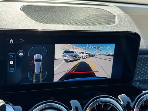 New 2025 Mercedes-Benz GLB 250 image 20