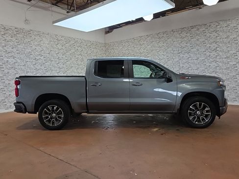 Used 2020 Chevrolet Silverado 1500 RST image 9